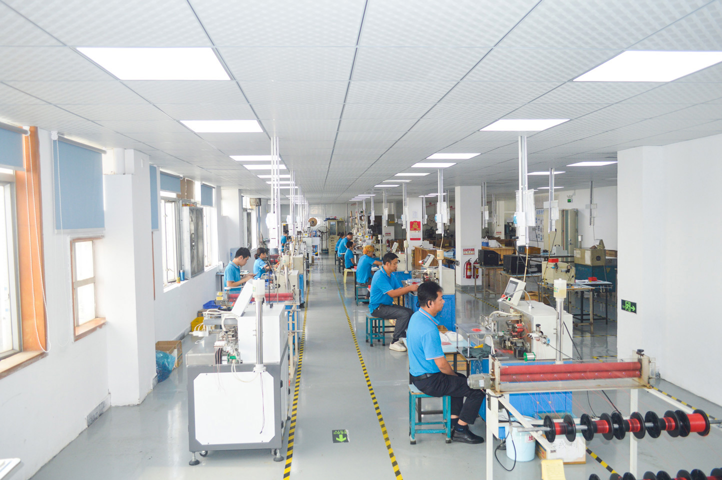 生產(chǎn)車(chē)間